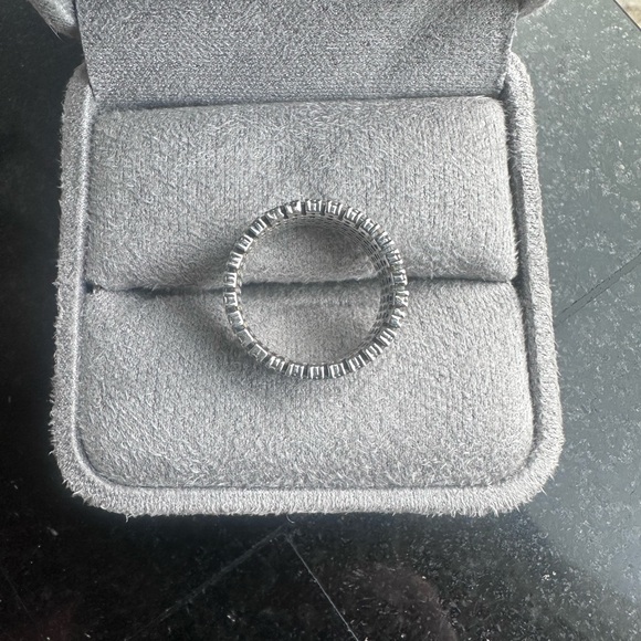 Retired Pandora heraldic check statement ring - Picture 3 of 4